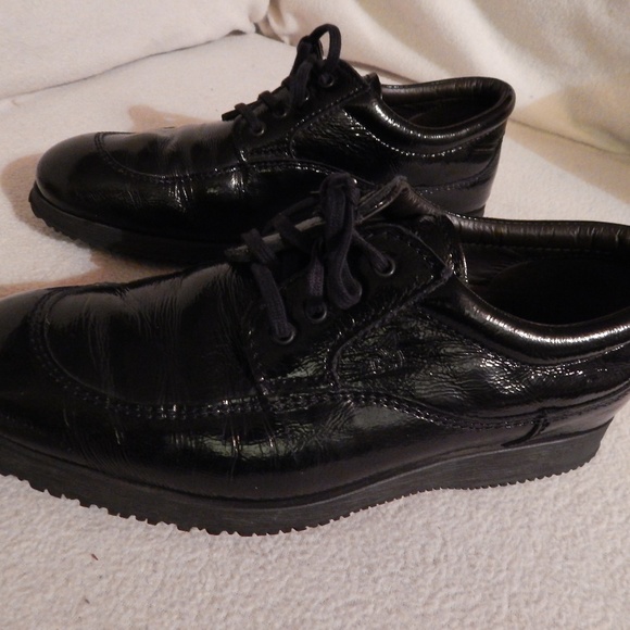 "HOGAN" SNEAKERS - Picture 2 of 5